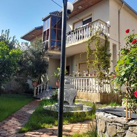 Gather Inn Guest House Shkoder Exterior photo