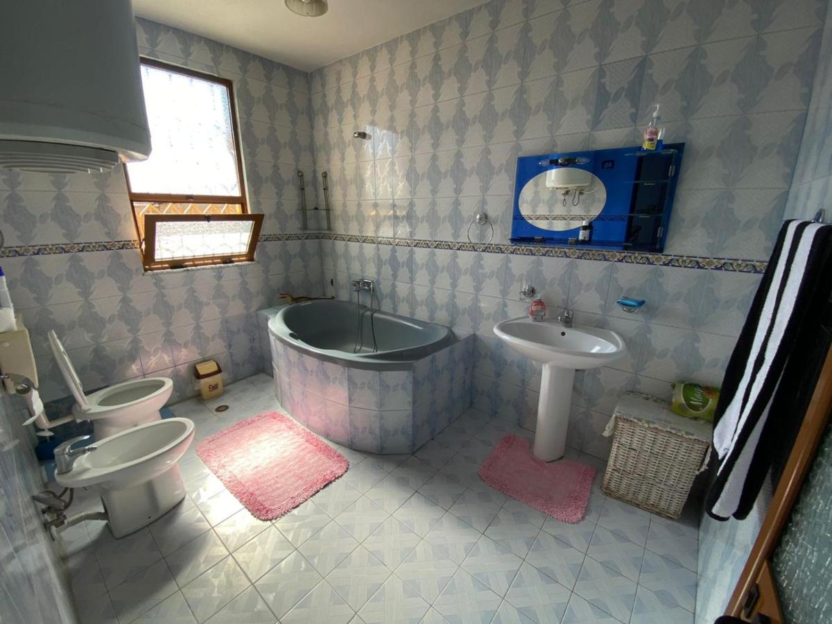 Gather Inn Guest House Shkoder Exterior photo